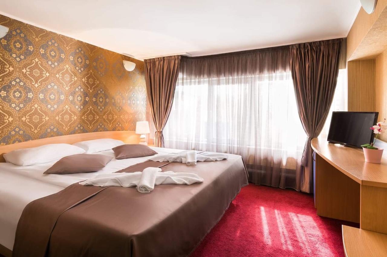 Hotel Central Point Софія Екстер'єр фото