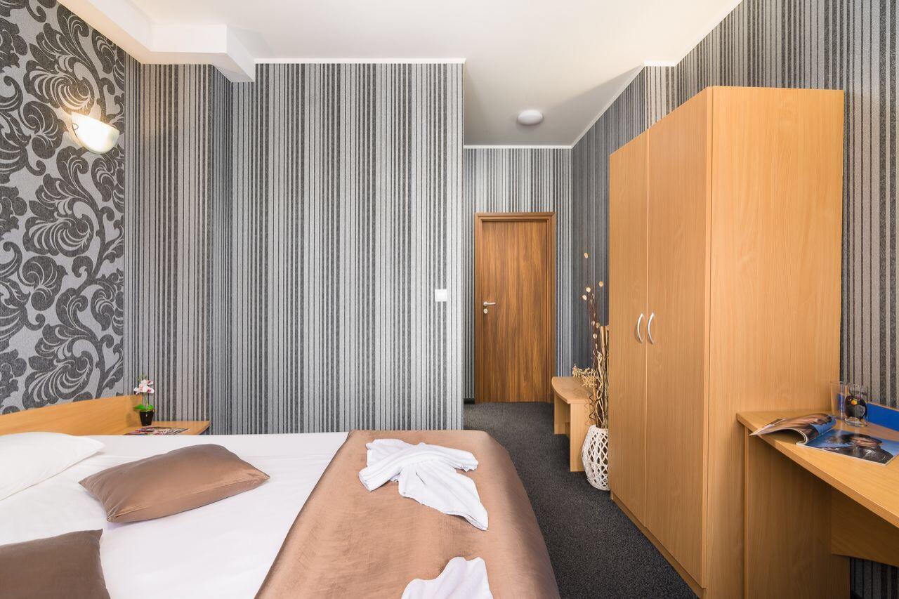 Hotel Central Point Софія Екстер'єр фото